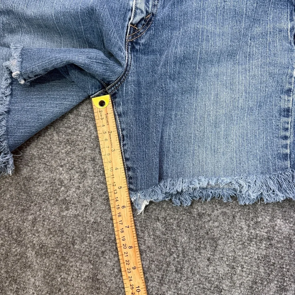 Vtg Levis Nouveau 515 Cut off Shorts Womens‎ 14M Blue Denim Shortie Frayed Hem